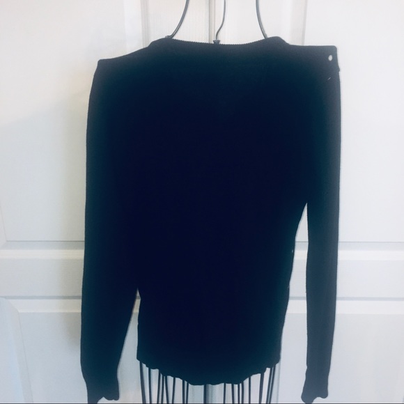 Old Navy Sweater - Picture 2 of 2